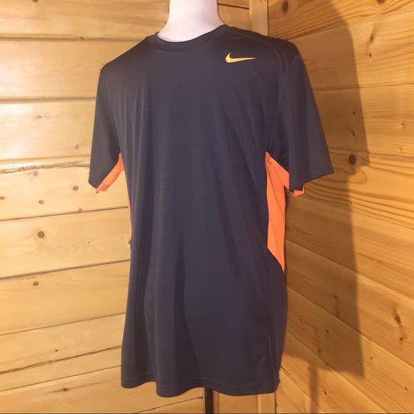 Nike Other - Men’s Nike Dri-Fit Medium Shirt